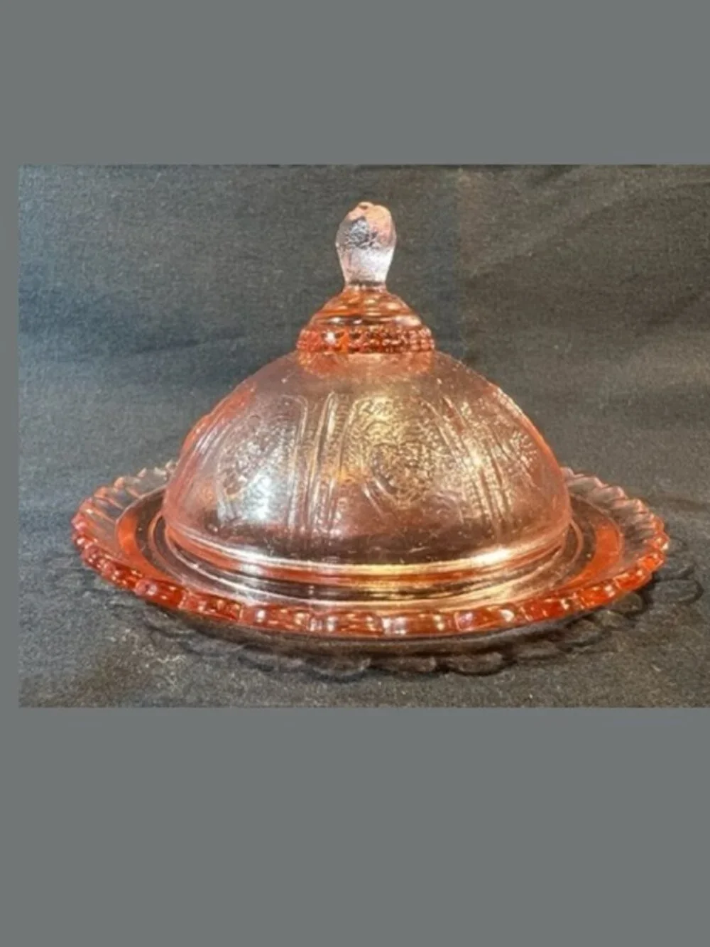 Mini Pink Strawberry Dish with Domed Lid 16114